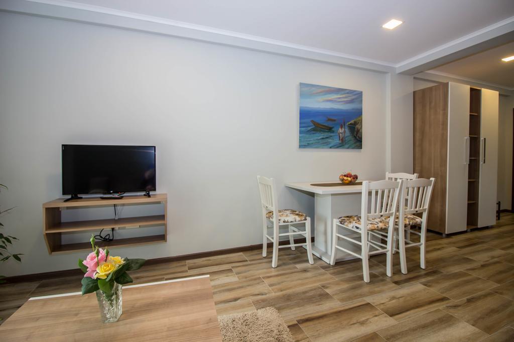 Apartments St Dimitrij โอครีด ภายนอก รูปภาพ